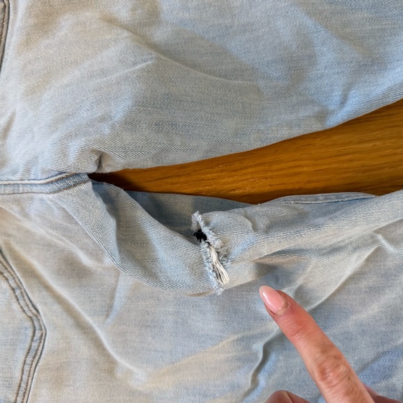 Reformation Jeans | Size 27 | Light Wash Distressed Skinny - Picture 6 of 6